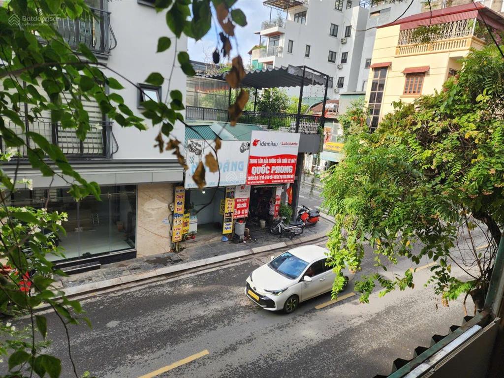 2,35 tỷ nhà tập thể t2 mp thuỵ khuê dt 45m2 2 phòng ngủ, nhà mới full nội thất