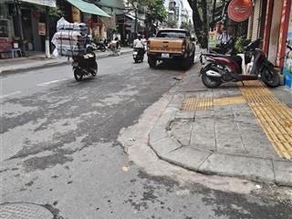 Nhà hai mặt tiền, năm chành ành giữa tpđn, đt 120 mt6m