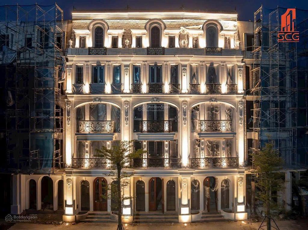 Nhà phố thiết kế chuẩn châu âu  55m2  5 tầng vừa ở vừa kinh doanh. giá đầu tư cực tốt