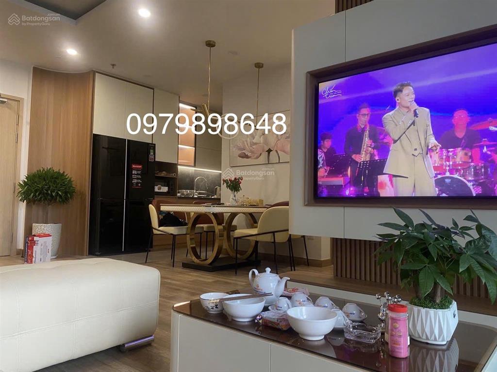 Hàng hiếm,đẹp giá tốt, không mua thì tiếc ạ! căn hộ 83m2, 2pn 2ưc,6,5 tỷ bao phí  0979 898 ***