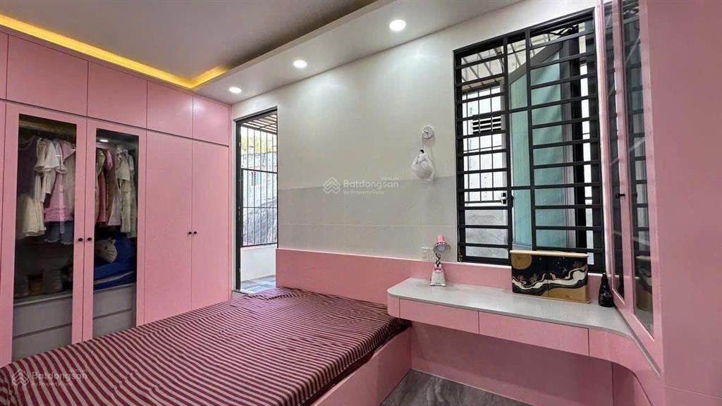 Bán nhà mặt tiền 3 tầng xây mới dương vân nga, bắc nha trang, gần biển hòn chồng