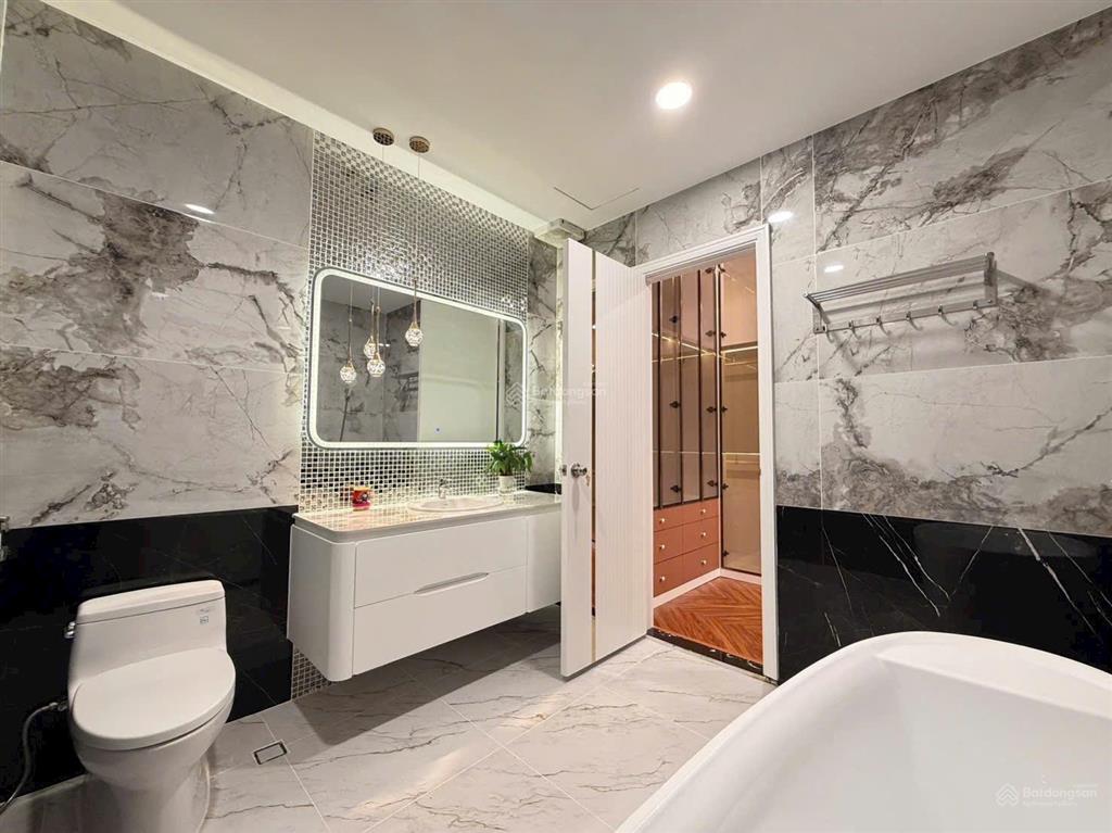 Nóng! cho thuê căn hộ nổi bật dự án midtown, thiết kế 2pn nhà mới 99% full nội thất luxury