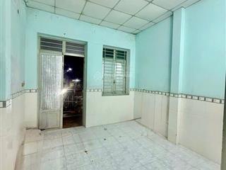 Bán đất tặng nhà , 7x21 , ngay kcx tân thuận, q.7, chỉ 7.8 tỷ