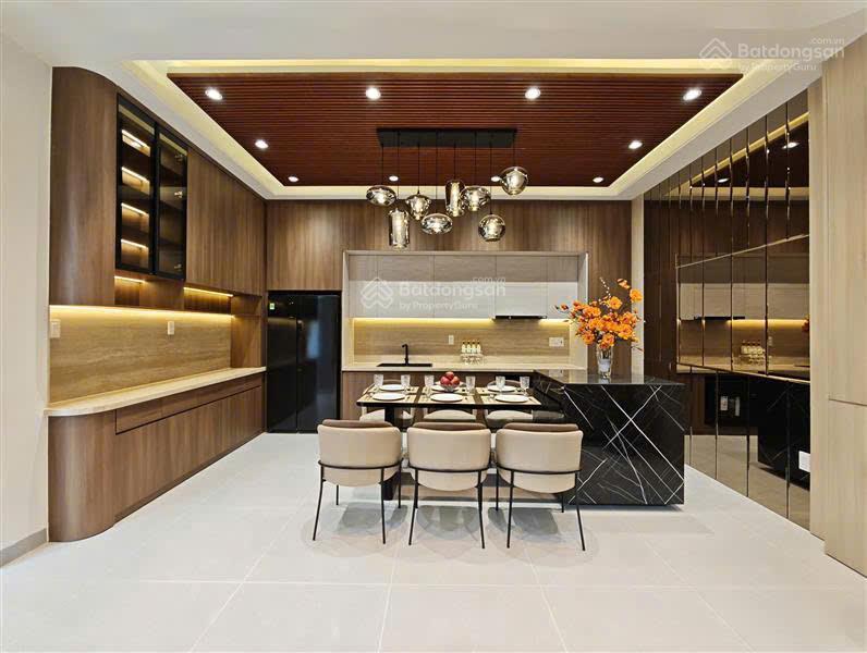 Nhà đẹp tìm chủ mới, hàng xóm phú mỹ hưng, q. 7, ngang 8m, 72 m2, chỉ 8.7 tỷ