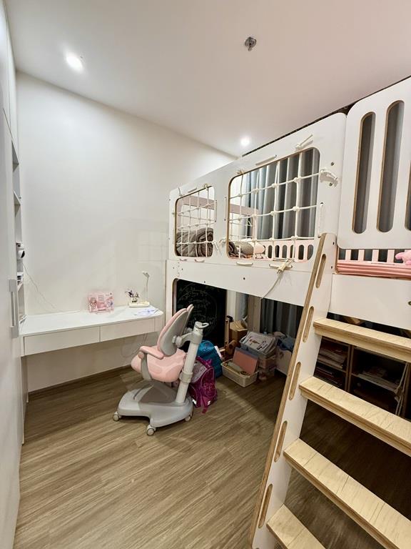 Bán căn 2PN 62.1m2, full đồ, giá 5.2 tỷ thu nét, sẵn sổ đỏ! phường Tây Mỗ, Quận Nam Từ