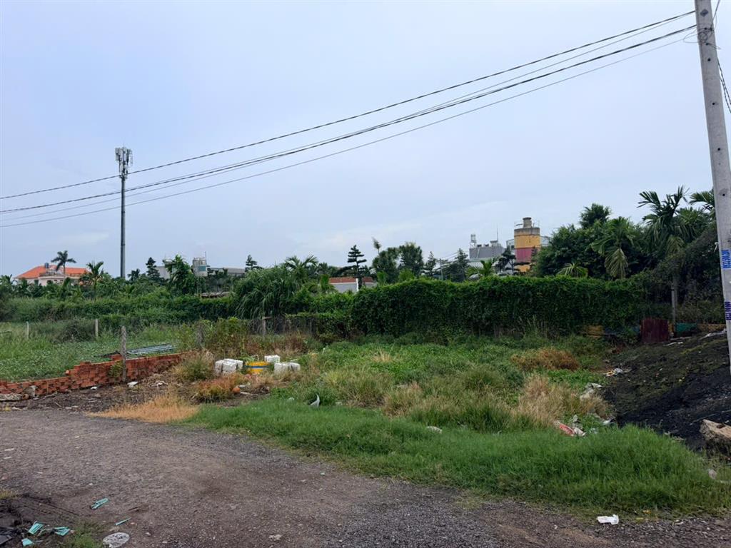 ĐẤT ĐẸP - GIÁ TỐT - Cần Bán Nhanh Lô Đất 2 Mặt Tiền Tại Đông Thạnh, Hóc Môn, tp Hồ Chí