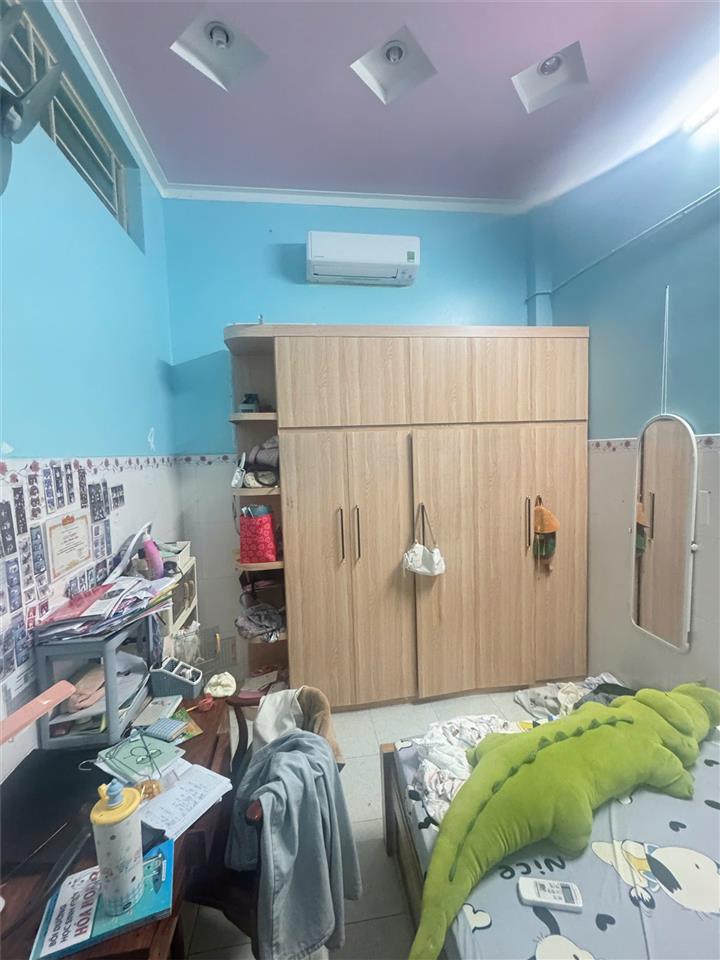 CHÍNH CHỦ - Cần Bán Nhanh Căn Nhà 84,4m2 Trục Chính Sau Lưng Đền Thờ Phạm Hùng, Xã Long