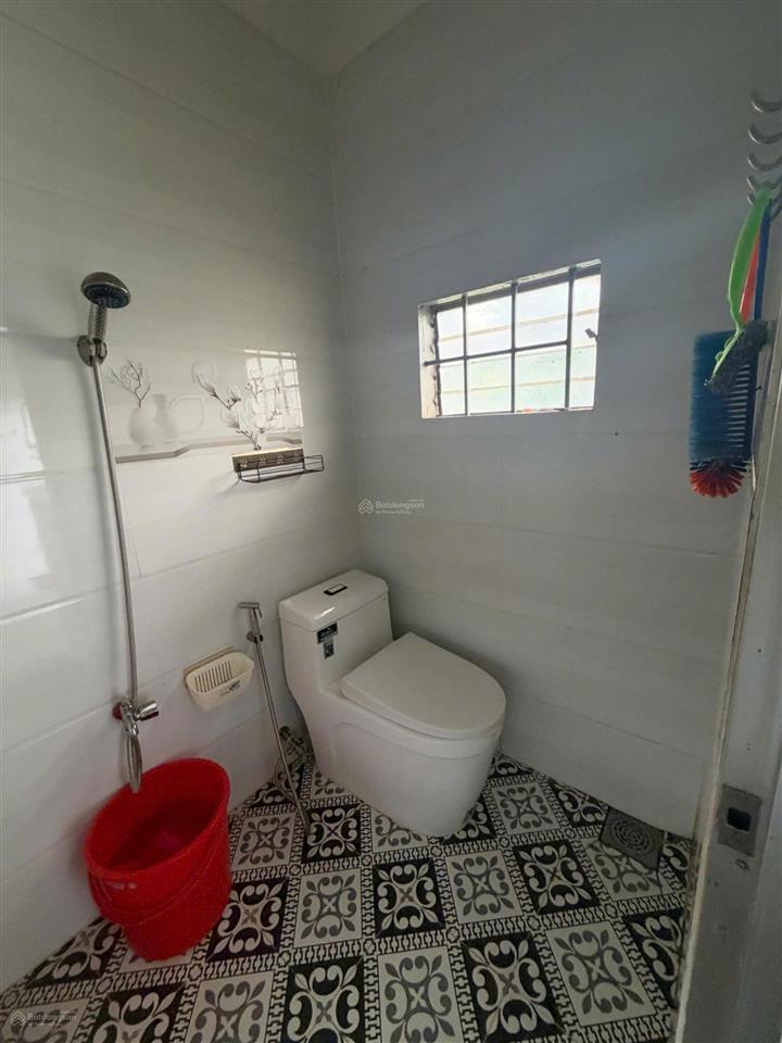 Bán nhà linh tây chỉ 2.4 tỷ, 37.3m² ngang 4.2m, gần chợ thủ đức  phạm văn đồng