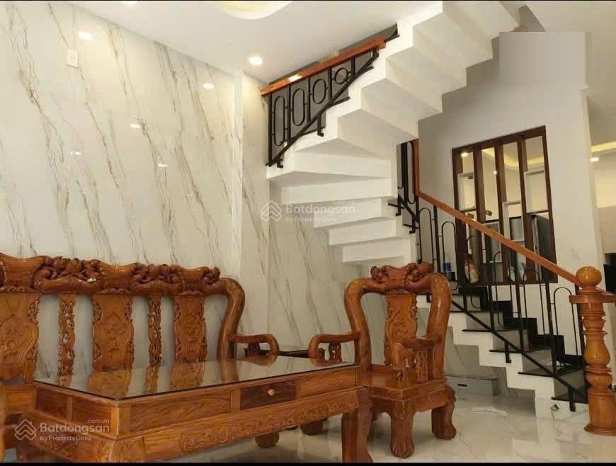Chỉ 6.4 tỷ  bán nhà 3 tầng kdc vạn xuân, tam bình  đường xe hơi, nhà đẹp ở ngay