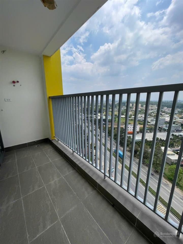 Em trang chuyên mua bán, cho thuê căn hộ 2pn | minh quốc plaza | sát vách kcn đại đăng