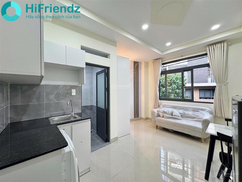 Cho thuê căn hộ dịch vụ  thuận tiện đi các quận lân cận  sạch sẽ thoáng mát  đầy đủ tiện nghi