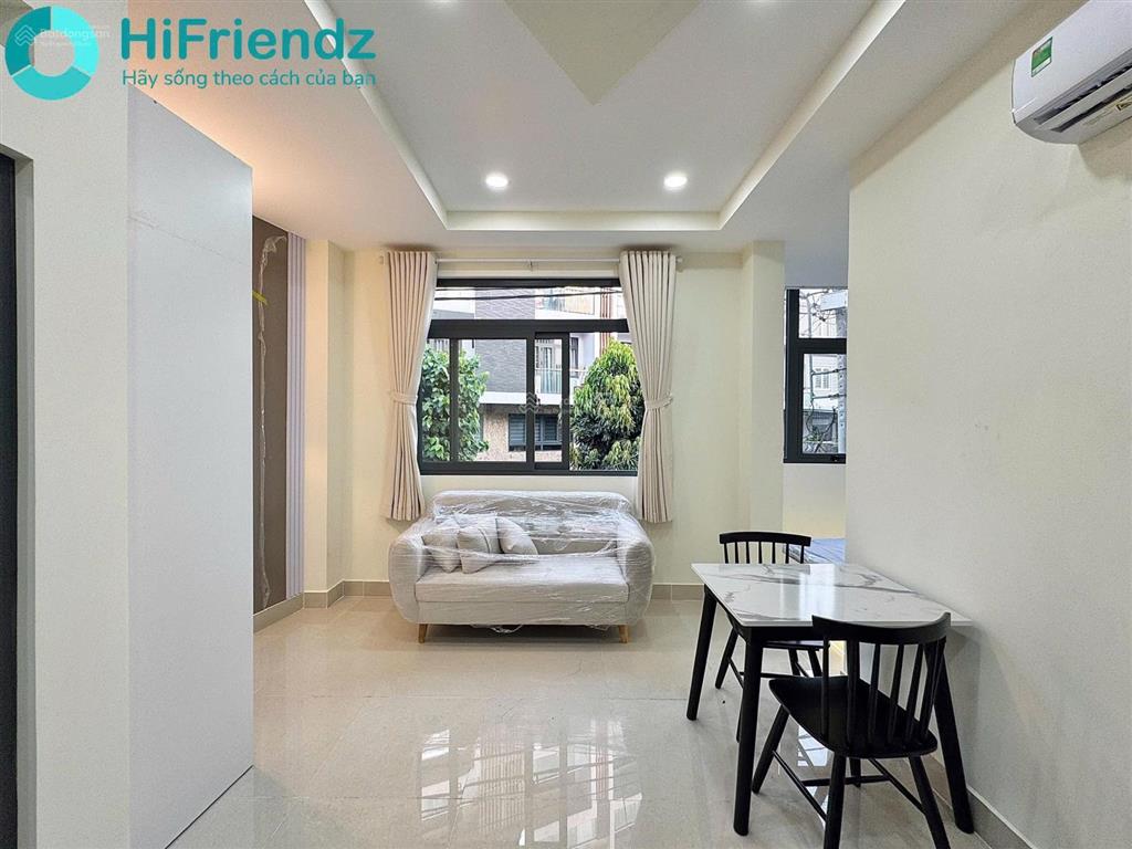 Cho thuê căn hộ dịch vụ  thuận tiện đi các quận lân cận  sạch sẽ thoáng mát  đầy đủ tiện nghi