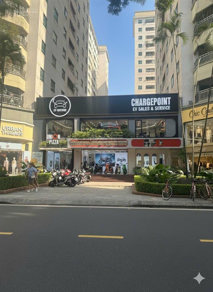 Cực phẩm sàn tầng 1 nguyễn ngọc vũ  sàn 800m  mặt tiền 50m khủng bố  kinh doanh mọi mô hình