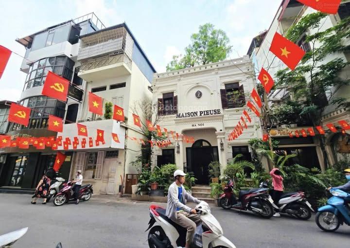 Bán siêu phẩm độc tôn mặt phố kim cương hàng gai mt 8m dt 200m2 x 5 tầng
