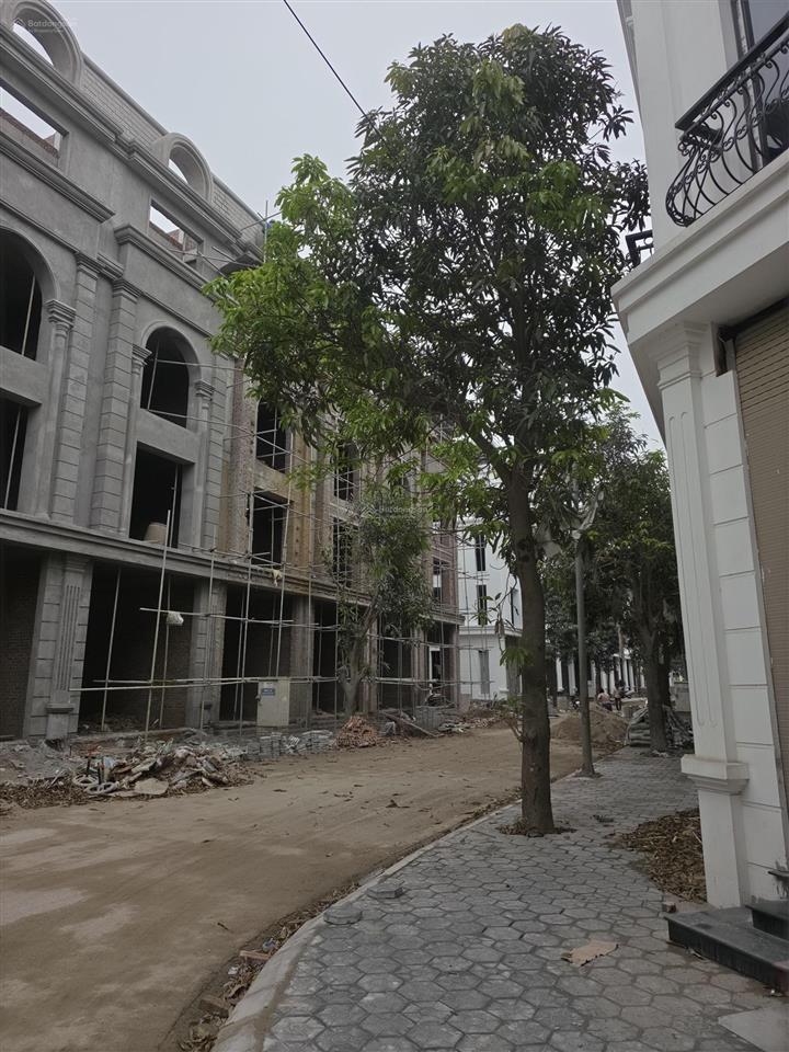 Lk5  xx phúc thành 3 giá 6.3 tỷ. diện tích 75m2, không lỗi lầm gì.  tư vấn 0922 894 ***