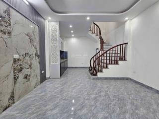 Bán nhà ỷ la dương nội hà đông 45m2, 5 tầng có ô chờ thang máy, giá chỉ 7,3 tỷ, khu dân trí cao