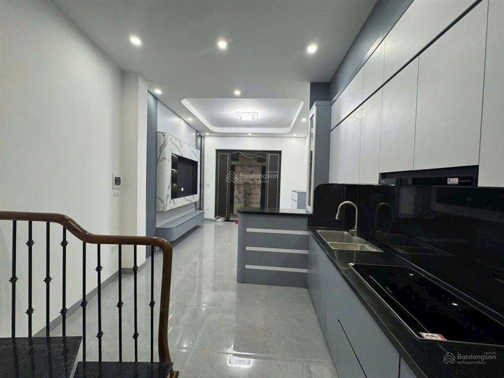 Siêu phẩm mặt ngõ thông cầu am  vạn phúc  hà đông * 33m * 5 tầng * giá 7,3 tỷ * khu dân trí cao