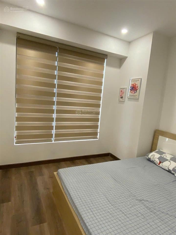 Bán căn 2+1ngu full đồ hướng đông nam tại berriver jardin long biên