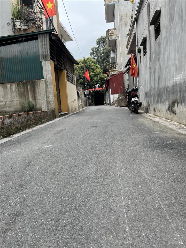 Chủ cắt lỗ sâu lô 84m kính nỗ đông anh gần trường gần chợ gần bệnh viện