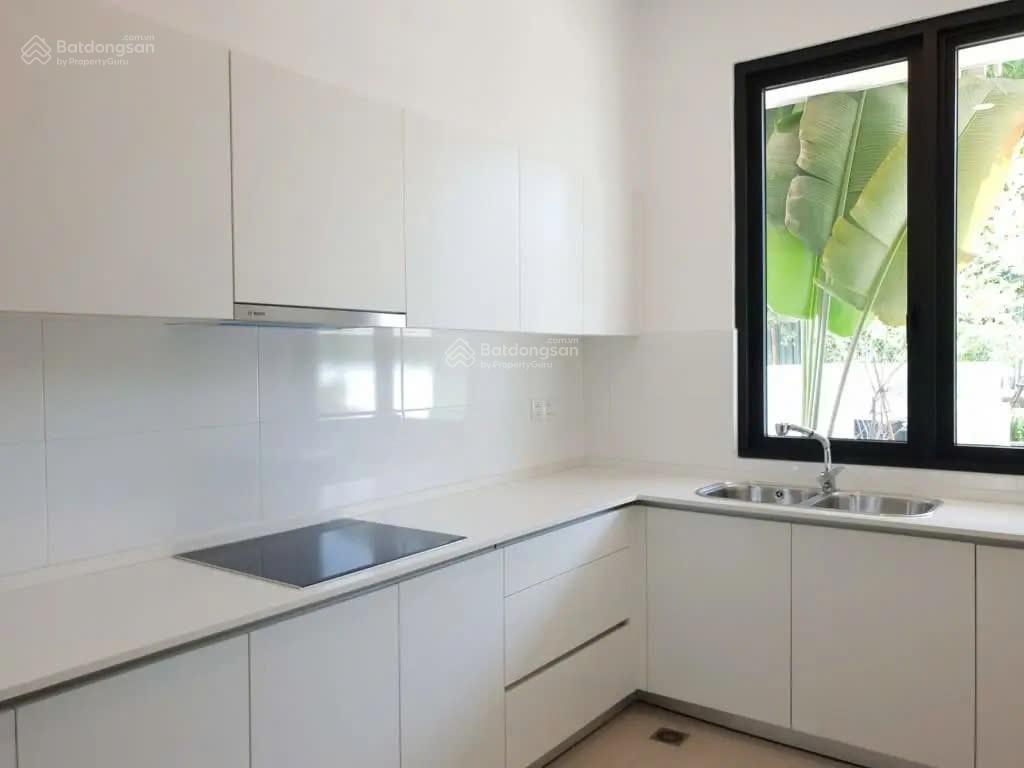 Bán căn áp góc mansions 154m2, 4 tầng thang máy kính giá 69 tỷ