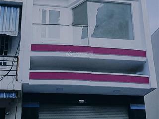 Bán gấp nhà mặt tiền lý tự trọng dòng tiền. vị trí kinh doanh