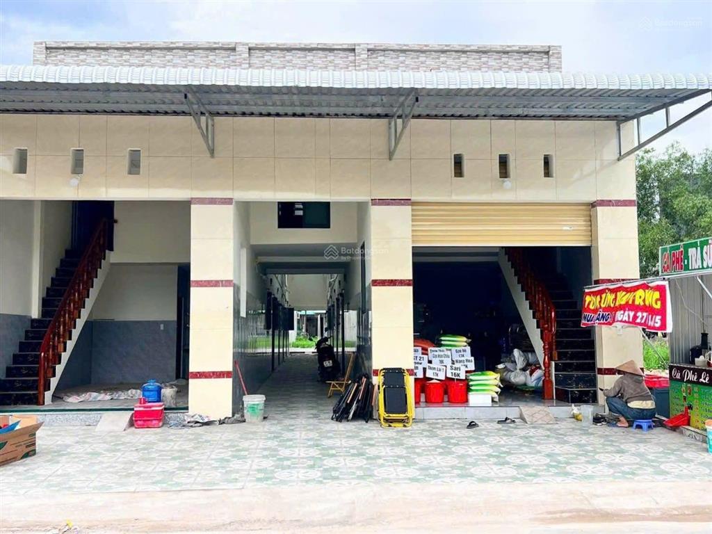 Bán dẫy trọ mới xây,300m2 sát kcn visip 2,dân cư đông đúc,thu nhập ổn định