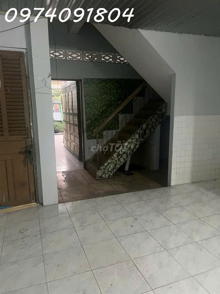 VỊ TRÍ ĐẸP – GIÁ TỐT - Chính Chủ Bán Đất Tặng Nhà Đường QL 51, P. Long Bình Tân, Biên