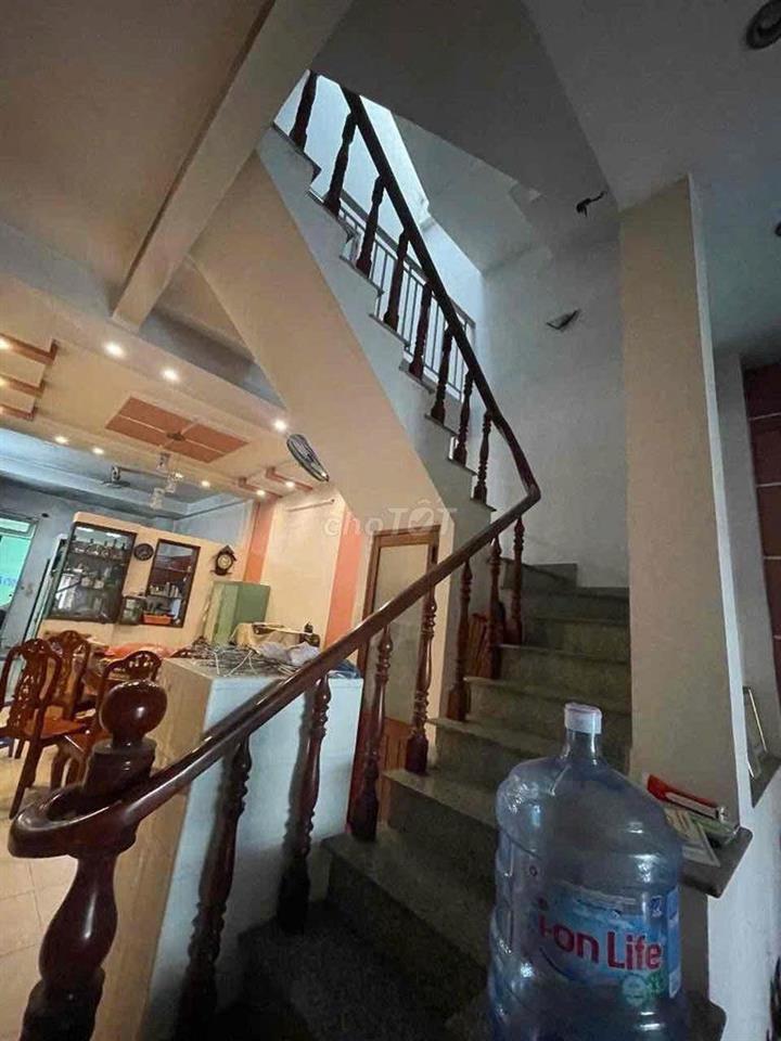 NHÀ ĐẸP - GIÁ SIÊU TỐT - CẦN BÁN NHANH CĂN NHÀ  3 TẦNG HẺM XE HƠI 6M, Tân Thới Hiệp 21
