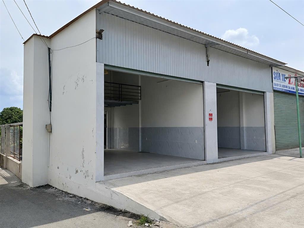 CHÍNH CHỦ BÁN NHÀ VỊ TRÍ ĐẸP - GÓC 2 MẶT TIỀN GẦN NGÃ TƯ TÂN QUY - xã Tân Thạnh Tây, Củ