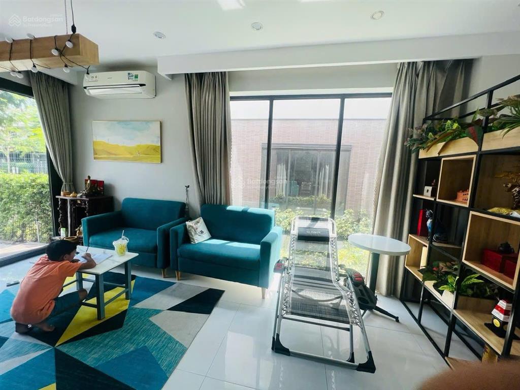 Cho thuê nhà phố vườn 1 trệt 1 lầu kđt waterpoint
3 phòng ngủ giá 13tr/ tháng