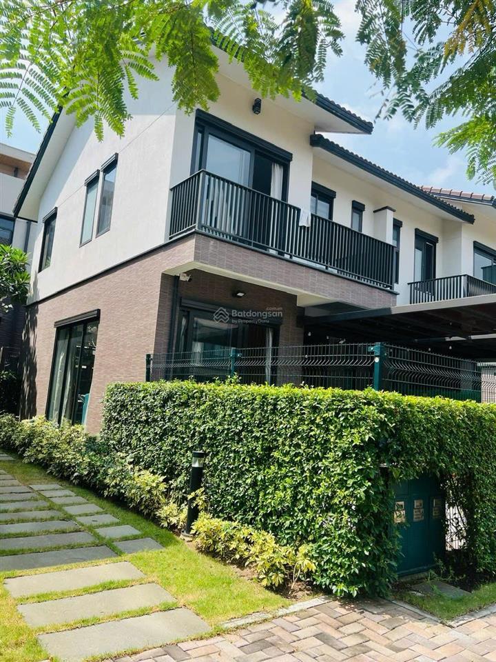 Cho thuê nhà phố vườn 1 trệt 1 lầu kđt waterpoint
3 phòng ngủ giá 13tr/ tháng
