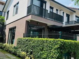 Cho thuê nhà phố vườn 1 trệt 1 lầu kđt waterpoint
3 phòng ngủ giá 13tr/ tháng