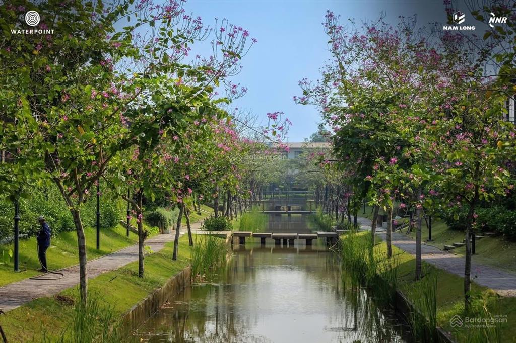 Chính chủ cần bán nhanh nhà phố vườn 1 trệt 2 lầu b53 trục 16m waterpoint, đã có sổ hồng.