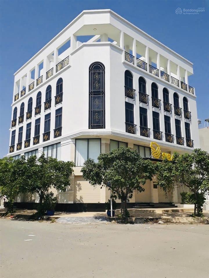 Cho thuê toà nhà nguyên căn góc hai mặt tiền ngay gần nguyễn thái bình q1 sát bên hàm nghi giá rẻ