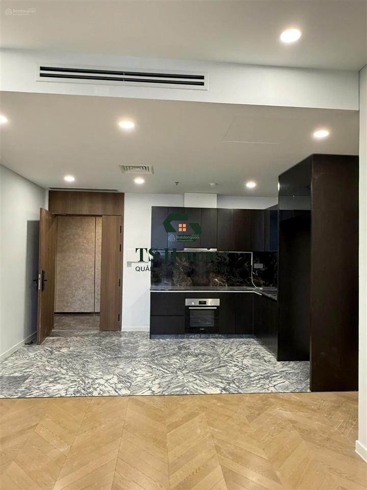 Hot độc quyền  cho thuê 3pn   tại lumiere riverside