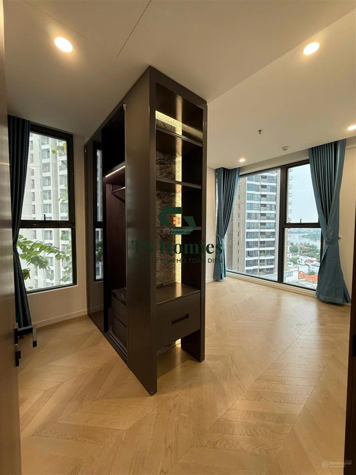 Hot độc quyền  cho thuê 3pn   tại lumiere riverside