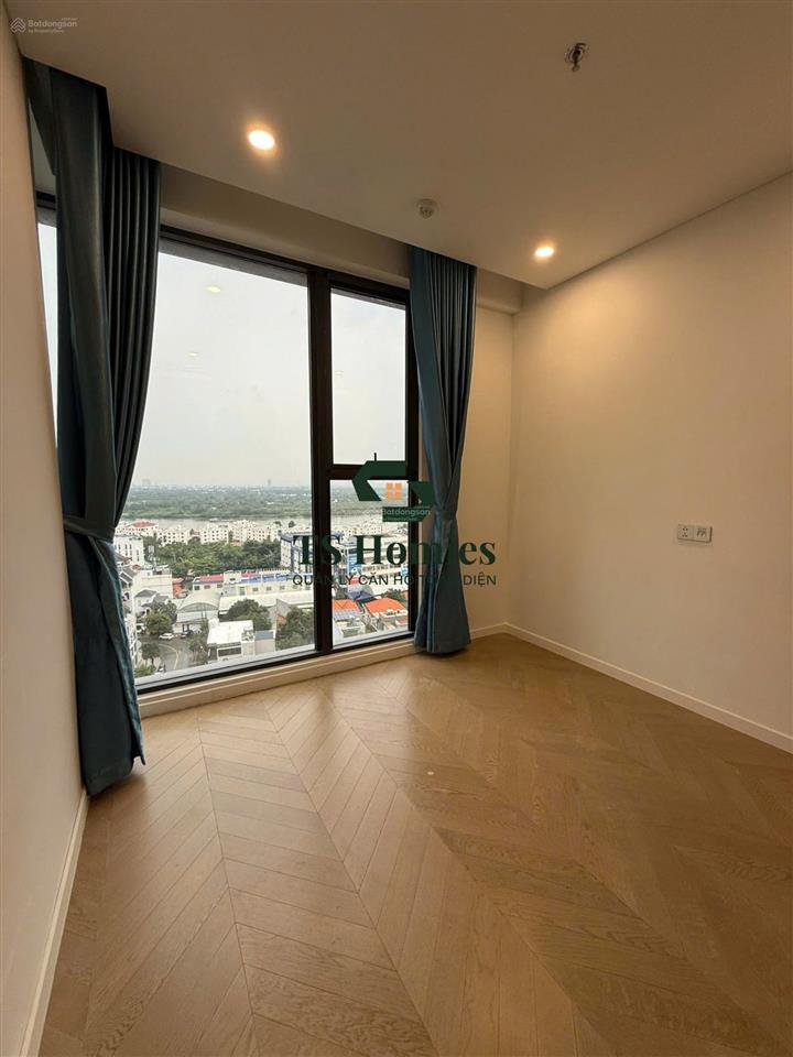 Hot độc quyền  cho thuê 3pn   tại lumiere riverside