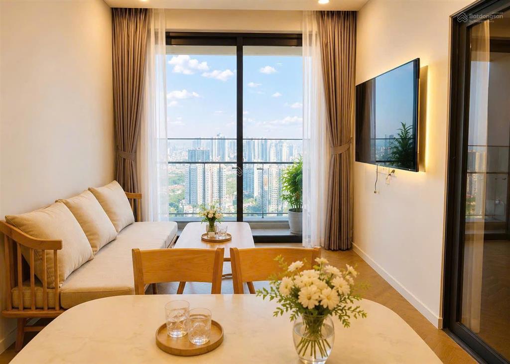 Giá cạnh tranh tại lumiere riverside  một trong số ít  2pn full nội thất