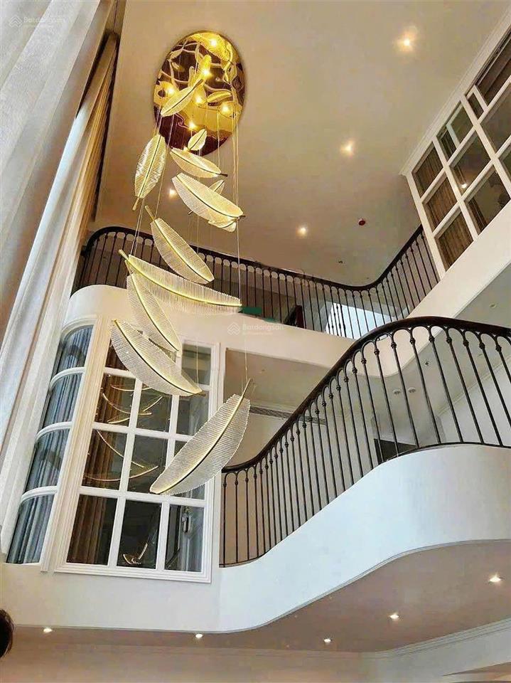 Thuê 4pn  duplex penthouse  hạng sang tại q2 fraser thảo điền