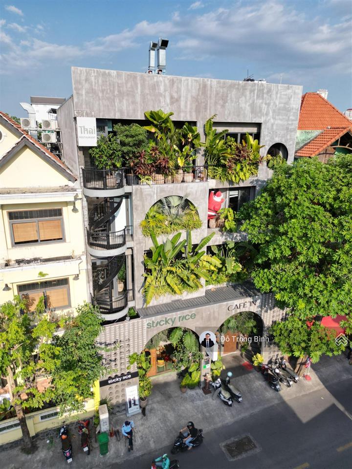 Mặt tiền quốc hương, ngã tư xuân thuỷ, thảo điền  kinh doanh 12 x 16m (181m2)  giá 115 tỷ