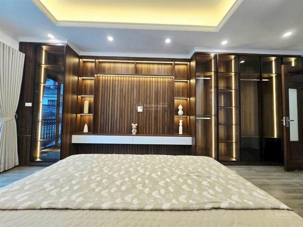 Bán nhà xuân la thang máy full nội thất.36mx6 tầng giá 10,8 tỷ