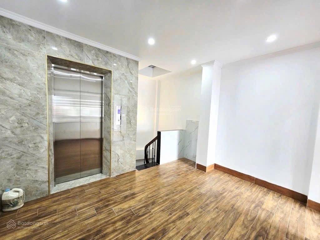 Bán nhà xuân la thang máy full nội thất.36mx6 tầng giá 10,8 tỷ