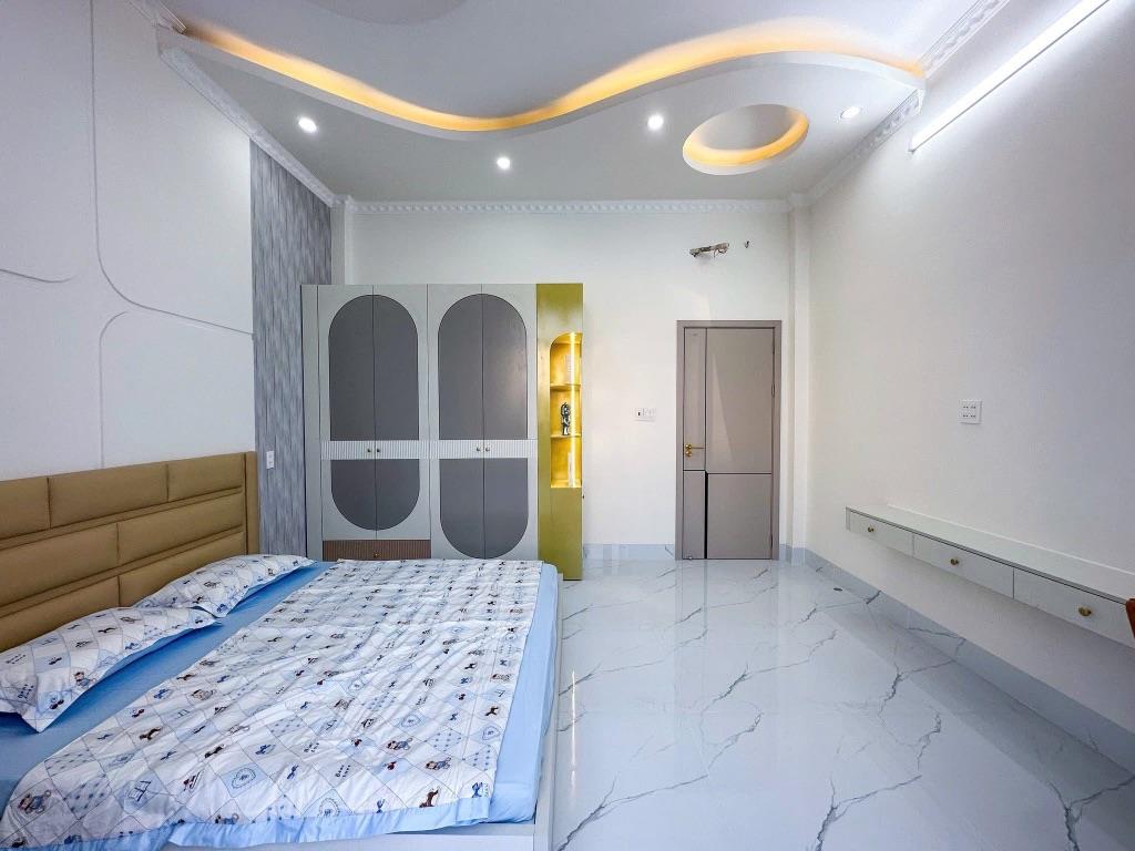 Bán Nhà 1T1L đúc Mới, Sổ Hoàn Chỉnh. Cách KDC Đại Ngân Chỉ 40m