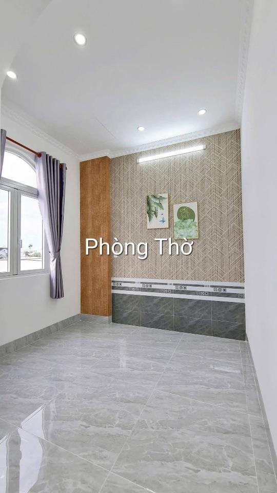 BÁN NHÀ 2Lầu đúc, MỚI ĐẸP - VỊ TRÍ ĐẸP - HOÀN CÔNG. (Trục chính Hẻm, xe 7 chổ tới nhà)