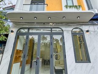 Bán Nhà 1T1L mới, Hẻm Trung Tâm Ninh Kiều, TẶNG NỘI THẤT. (Sổ hồng hoàn công)