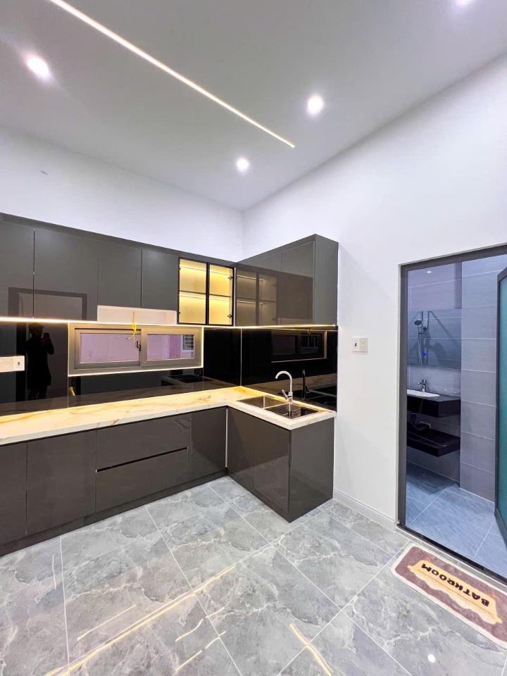 Bán Nhà 1T1L, Góc 2 Mặt Tiền - Full Nội Thất. Xây Mới 100%, Xe Hơi Tới Nhà