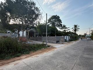 Bán đất ấp cây thông ngoài, 2,3 tỷ, 120m2, view đẹp, nhiều tiện ích