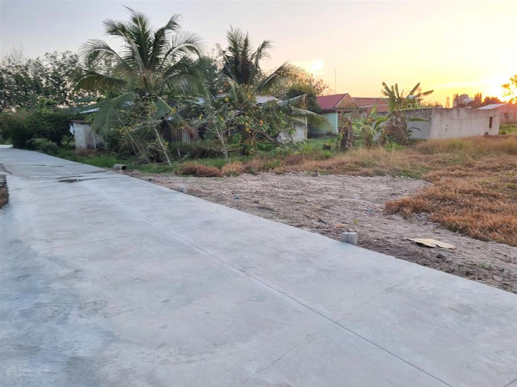 5x43 full thổ. đường bê tông. gần chợ và tiện ích. 560tr