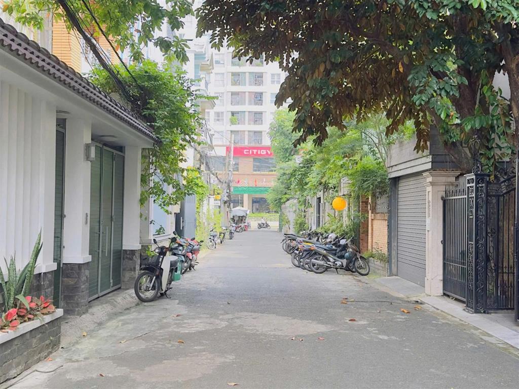 Bán nhà phú nhuận khu nội bộ phổ quang  căn góc 4 tầng  khu vip gần sân bay