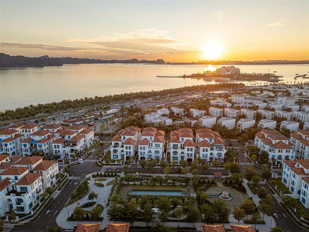 Biệt thự ven biển sun feria trung tâm bãi cháy, hạ long
